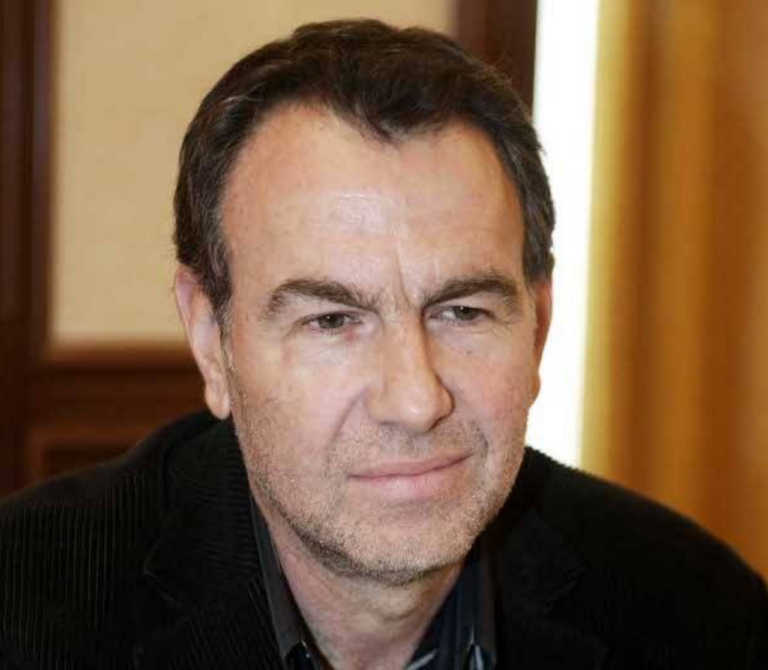 Σπ. Βούγιας στον 102fm: Προκρίνει τη δημιουργία χώρων στάθμευσης στην ανατολική Θεσσαλονίκη έναντι της επέκτασης της ελεγχόμενης στάθμευσης