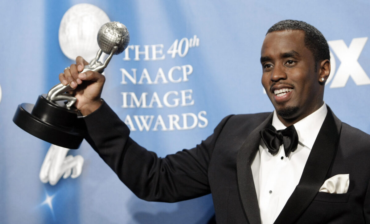 Καταιγιστικές αποκαλύψεις στη δίκη του Diddy: Απείλησε με sex tapes και απαίτησε 20.000 δολάρια από τη μητέρα της Κάσι