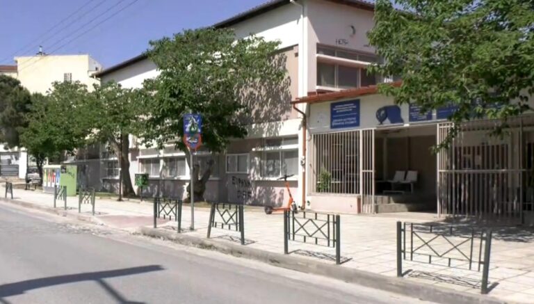 Για ένα… trend η επίθεση εξωσχολικών σε σχολείο του Ευόσμου