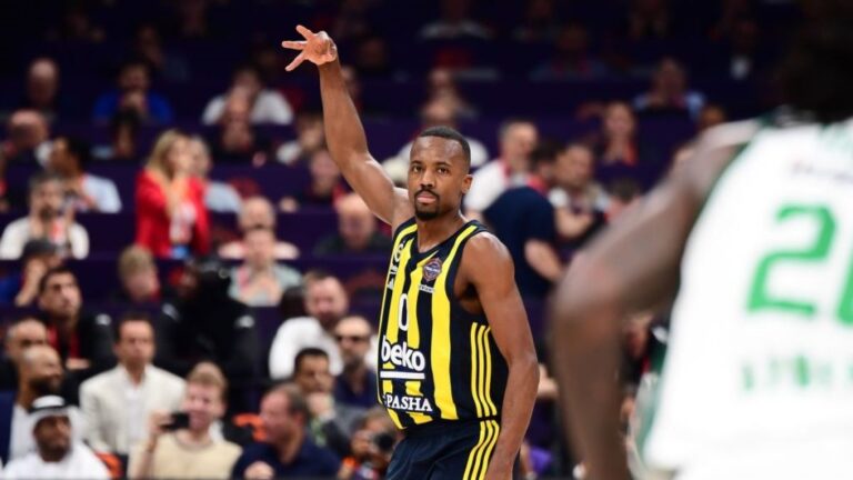 Euroleague Final-4: Παρέδωσε τα σκήπτρα ο Παναθηναϊκός που έχασε 82-76 από την Φενέρμπαχτσε