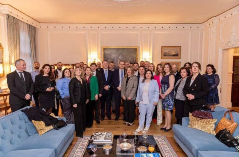 Hellenic Business Society in GB – Ένα Δυναμικό Δίκτυο για Έλληνες Επιχειρηματίες στο Ηνωμένο Βασίλειο (audio)