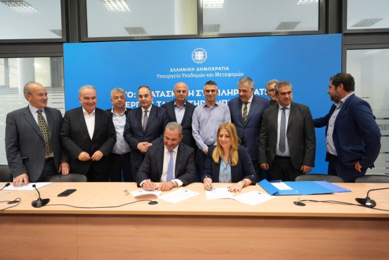 Υπογράφηκε στην Ιεράπετρα σύμβαση για τα συμπληρωματικά έργα του ταμιευτήρα Μπραμιανών και τα αντιπλημμυρικά Γρα Λυγιάς και φράγματος Μύρτου