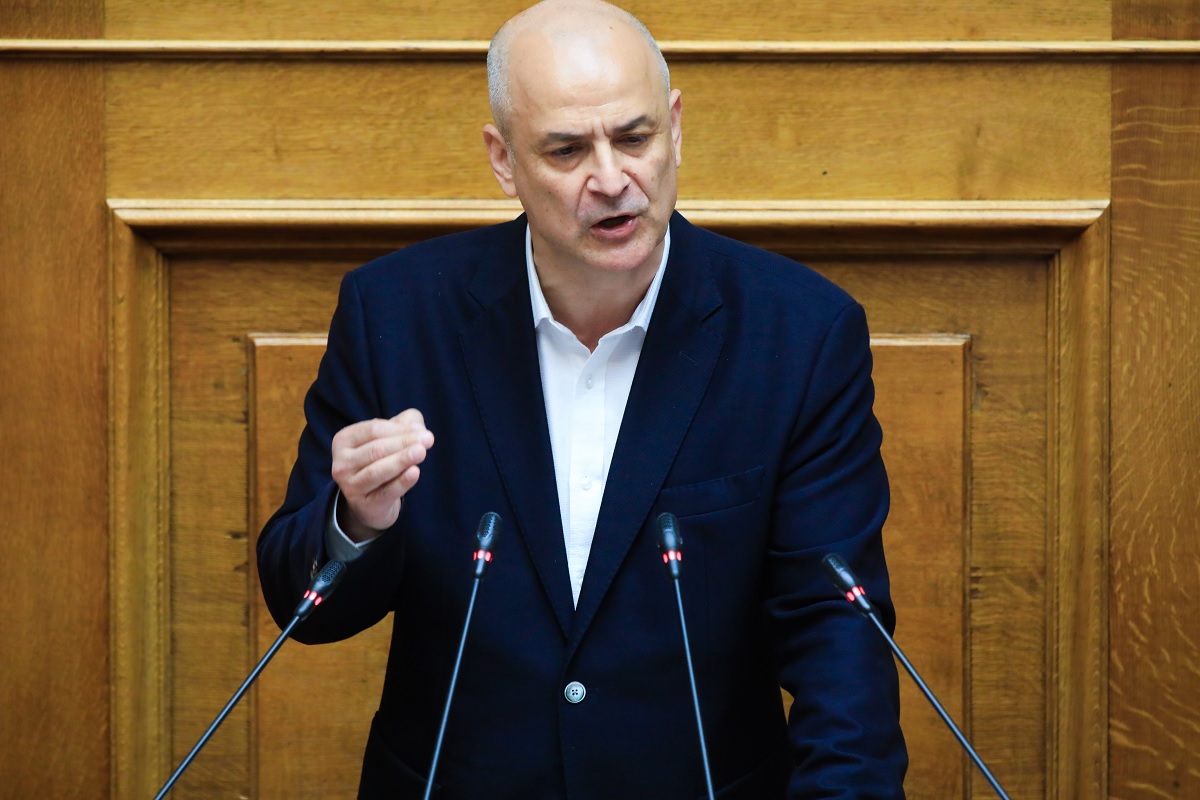 Αλ. Καζαμίας στο Πρώτο: Προϋπόθεση για κοινή πρόταση προανακριτικής να αφορά σε κακούργημα και να περιλαμβάνει τον πρωθυπουργό (audio)