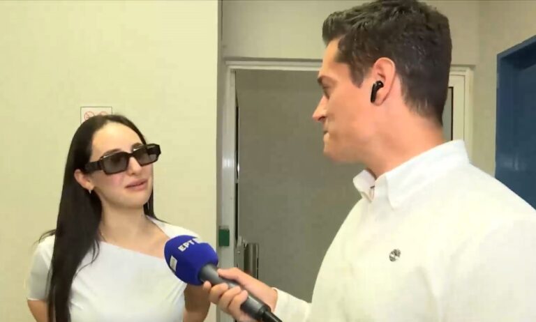 Klavdia: Όλα όσα δήλωσε στο ΕΡΤNews προσερχόμενη στο στούντιο της ΕΡΤ1 για την πρώτη της αποκλειστική συνέντευξη