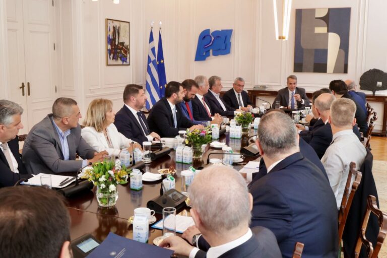 Την καλύτερη αξιοποίηση του Προγράμματος Δημοσίων Επενδύσεων έθεσε ο περιφερειάρχης Θεσσαλίας στη συνάντηση με τον πρωθυπουργό