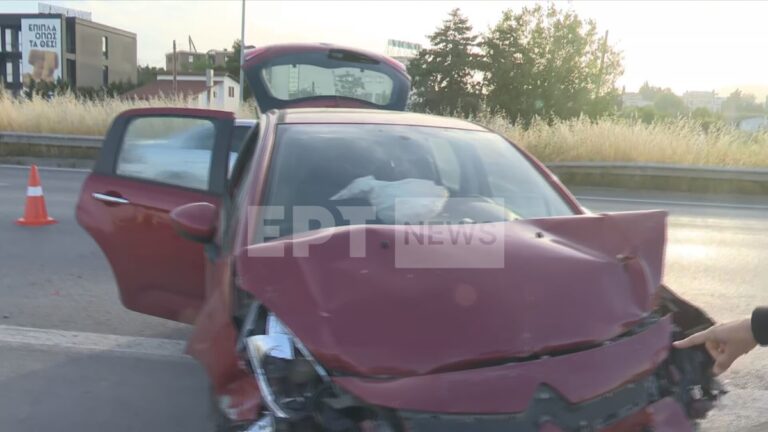 Σοβαρό εργατικό ατύχημα στην Εθνική Οδό Θεσσαλονίκης- Μουδανιών: ΙΧ έπεσε πάνω σε φορτηγάκι – Τραυματίστηκε εργάτης