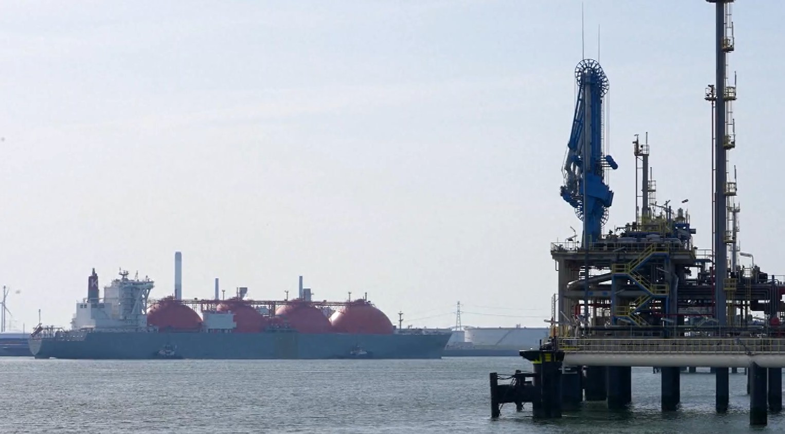 Έρευνα της Greenpeace για την κατασκευή μονάδας LNG στη Θεσσαλονίκη