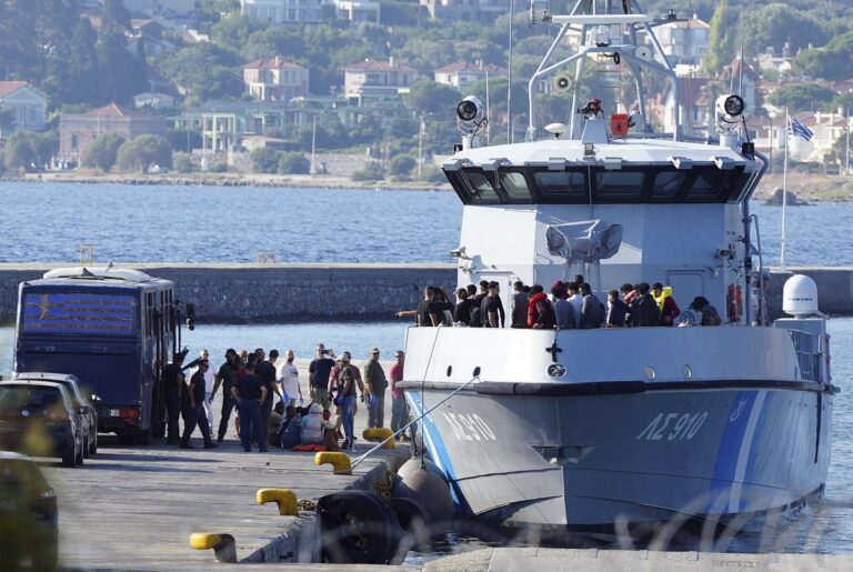 Το Συμβούλιο της Ευρώπης καλεί την Ελλάδα να τερματίσει τις επαναπροωθήσεις στα σύνορά της