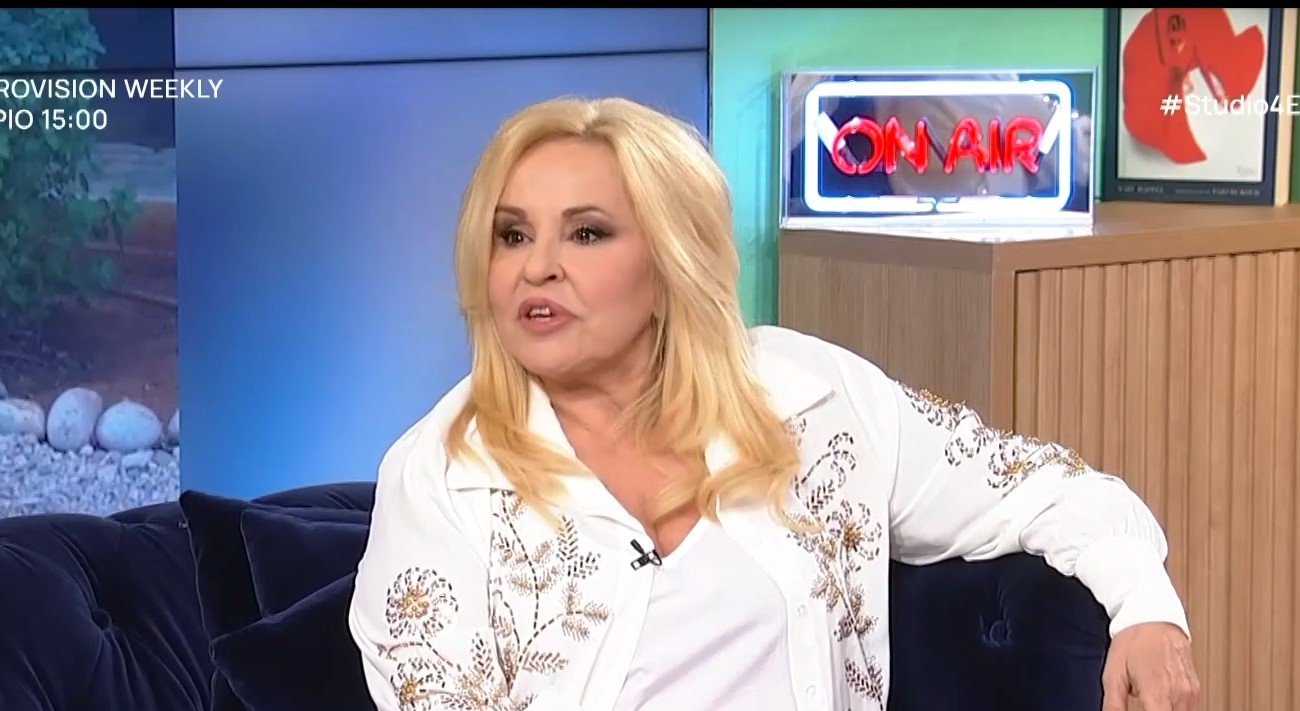 Μπέσσυ Αργυράκη στο «Στούντιο 4»: «Είμαι 27 χρόνια ασφαλιστική σύμβουλος»
