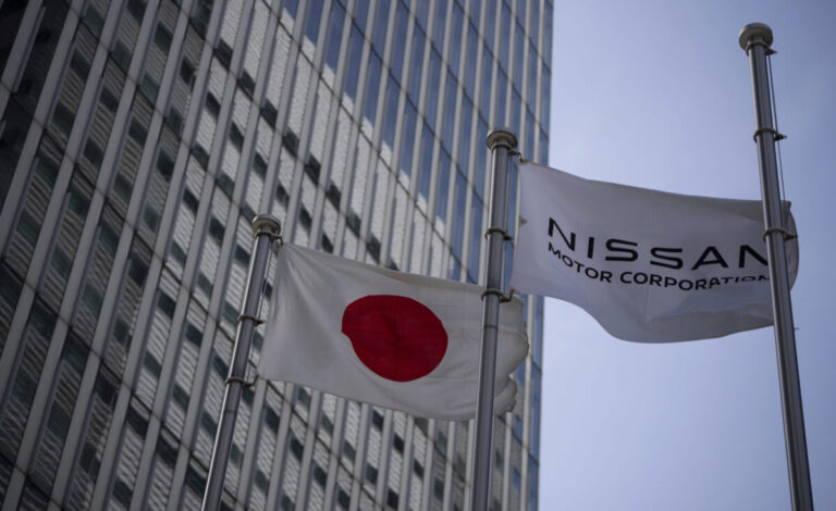 Η Nissan εξετάζει το κλείσιμο εργοστασίων στην Ιαπωνία και στο εξωτερικό