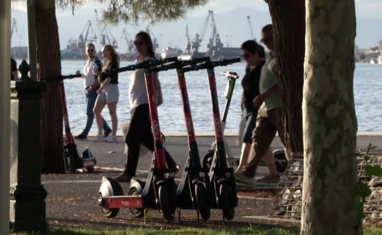 Ηλεκτρικά πατίνια: Η ανεξέλεγκτη χρήση τους έκανε “πατίνι” τη ζωή των Θεσσαλονικέων-Τα όρια ταχύτητας και τα πρόστιμα στους παραβάτες
