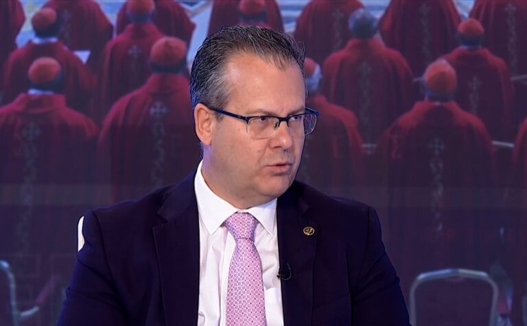 Ι. Παναγιωτόπουλος στο ΕΡΤΝews: Oι αλλαγές στο γεωπολιτικό επίπεδο επηρέασαν τους εκλέκτορες στην επιλογή του Λέοντα ΙΔ’