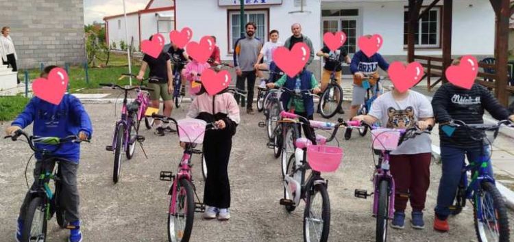 Φλώρινα: Δωρεά ποδηλάτων για τα παιδιά της Ιτιάς