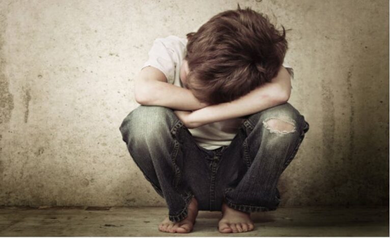 «The Lancet»: 1 στους 7 ενήλικες στην Ελλάδα έχει βιώσει σεξουαλική βία κατά την παιδική ηλικία