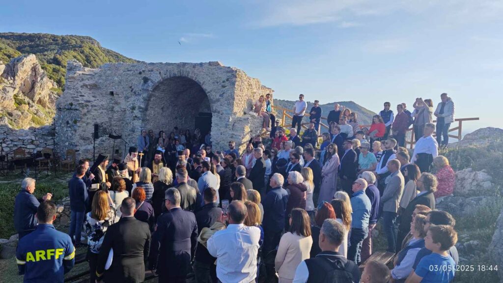 Στην Σκιάθο η υπ. Πολιτισμού Λ. Μενδώνη – Επισκέφθηκε πολιτισμικά τοπόσημα του νησιού