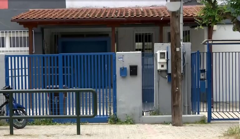 Θεσσαλονίκη: Ποινική δίωξη σε βάρος 3 ανήλικων κοριτσιών για τον ξυλοδαρμό 14χρονης στη Μενεμένη