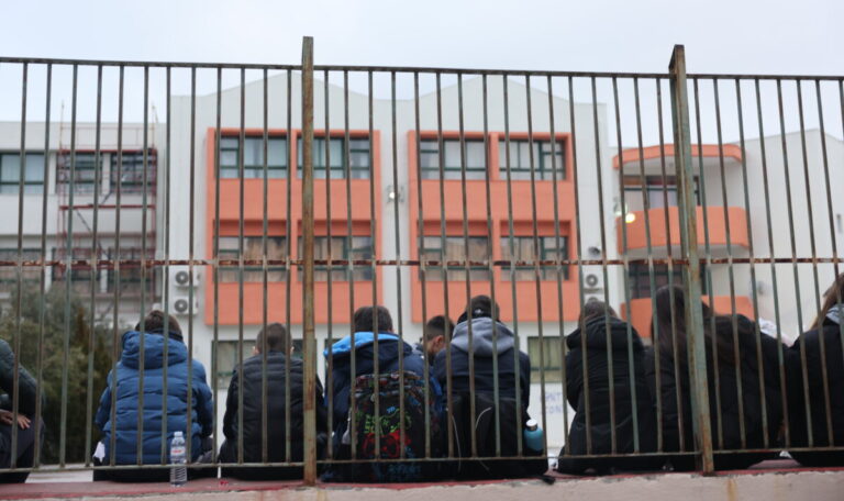 Σε απευθείας μετάδοση από το ΕΡΤnews η κλήρωση για την εισαγωγή μαθητών και μαθητριών σε Πειραματικά Σχολεία