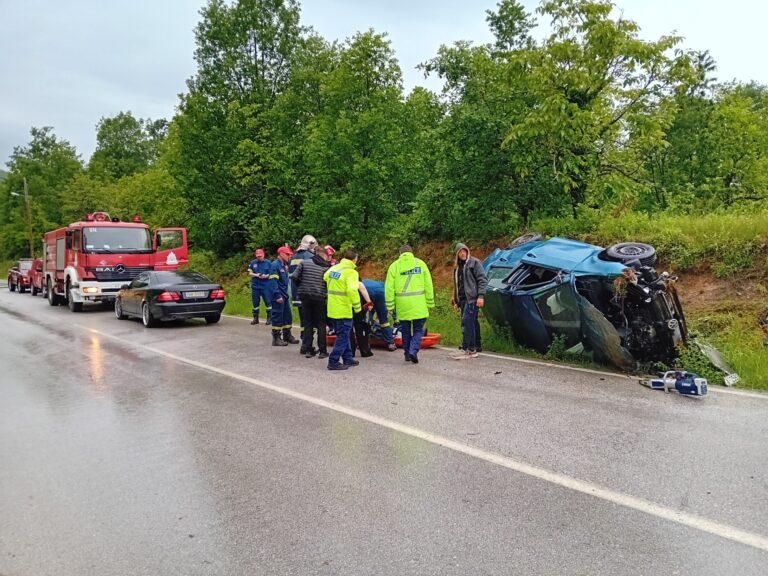 Τραυματισμός δύο ατόμων σε τροχαίο στη λίμνη Πλαστήρα