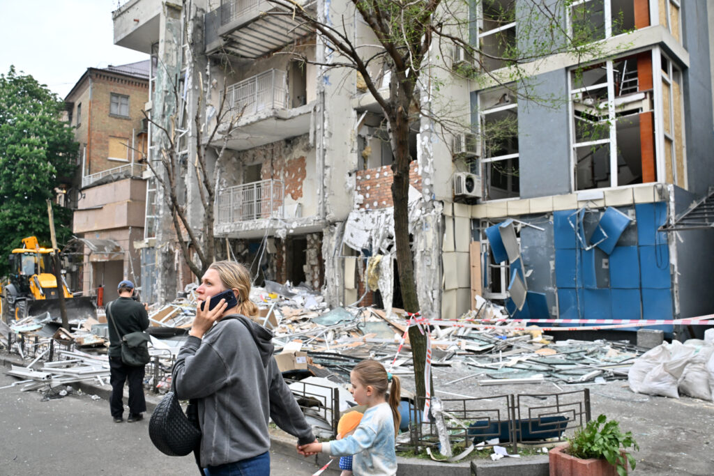 Τρίτη νύχτα τρόμου με ρωσικές επιθέσεις ευρείας κλίμακας στην Ουκρανία: «Έχει τρελαθεί τελείως» λέει ο Τραμπ για τον Πούτιν