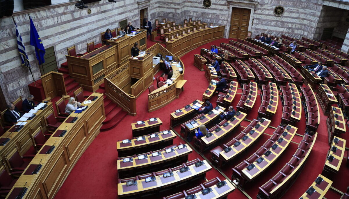 Βουλή: Η Ελλάδα στις τρεις πρώτες χώρες της ΕΕ που κυρώνουν τη διεθνή συμφωνία για την προστασία της θαλάσσιας βιοποικιλότητας σε περιοχές πέραν της εθνικής δικαιοδοσίας