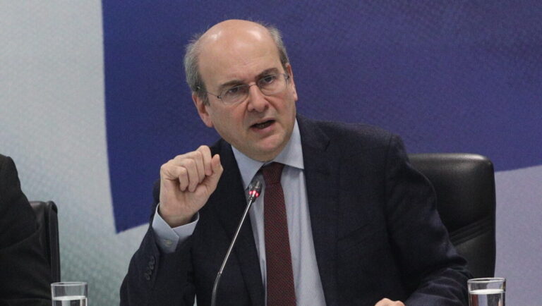 Κ. Χατζηδάκης: Να κάνουμε επιτέλους για τα Τέμπη μια κανονική συζήτηση – «Θα περίμενα μεγαλύτερη προσήλωση στους θεσμούς και αυτοσυγκράτηση από το ΠΑΣΟΚ»