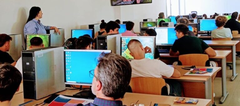 Σεμινάριο κυκλικών πρακτικών στον τουρισμό για φοιτητές της Δημόσιας ΣΑΕΚ Βόλου στο ΤΗΜΜΥ