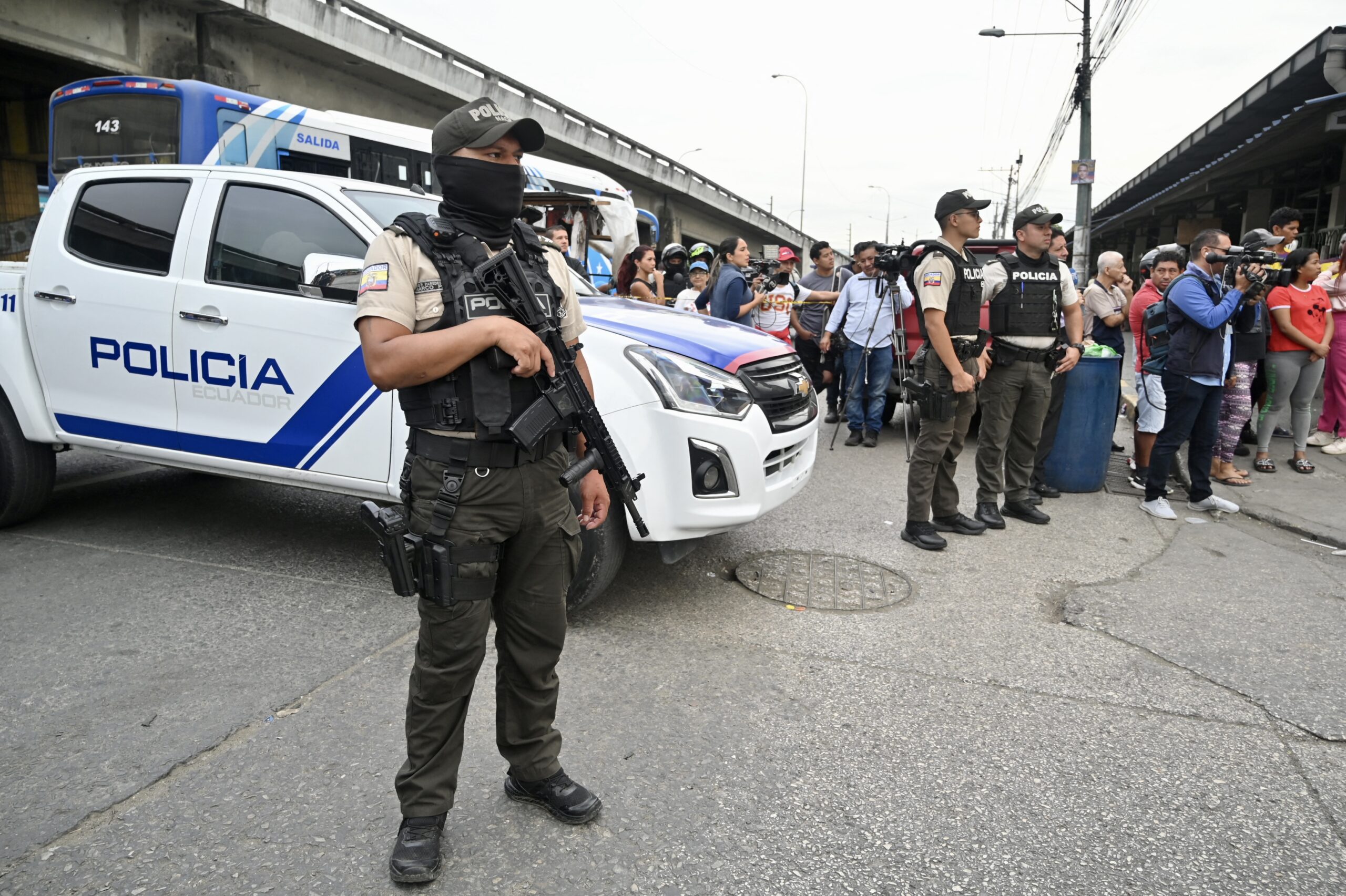 Μαίνεται το κύμα βίας στον Ισημερινό: Οκτώ νεκροί σε επιθέσεις ενόπλων στη Γουαγιακίλ