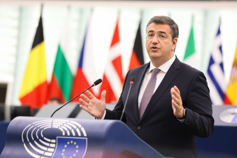 Ευρωπαϊκό Κοινοβούλιο: Συζήτηση για τα Τέμπη στο Στρασβούργο παρουσία της Μαρίας Καρυστιανού