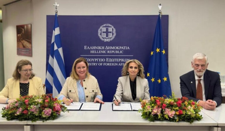 Υπογραφή Μνημονίου Συνεργασίας μεταξύ Γενικής Γραμματείας Απόδημου Ελληνισμού και Δημόσιας Διπλωματίας και Ιδρύματος Μείζονος Ελληνισμού