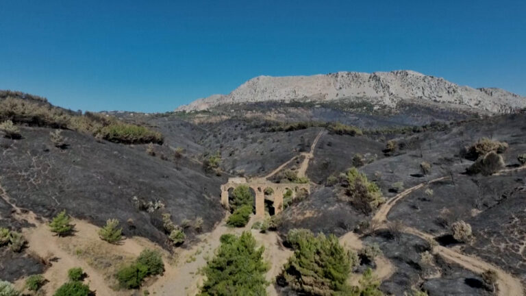 Βίντεο: Πλάνα από drone αποκαλύπτουν το μέγεθος της καταστροφής στη Χίο