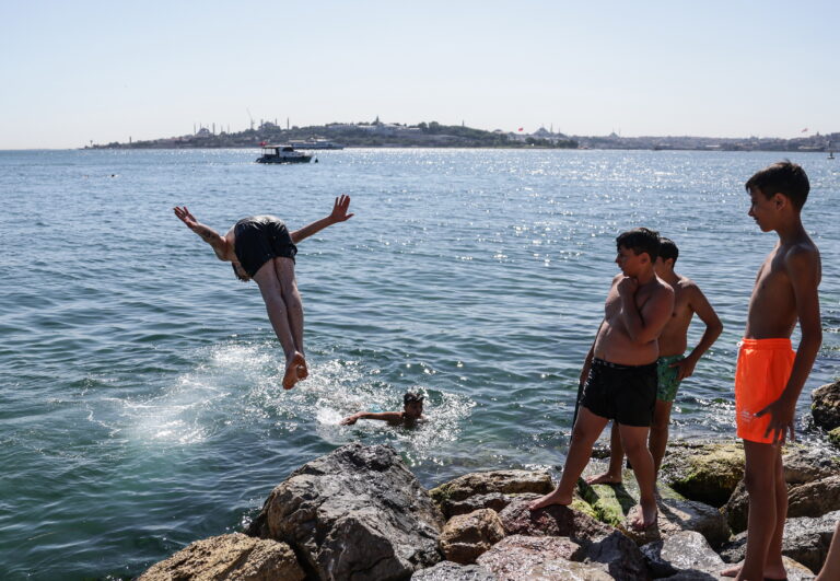Σε «συναγερμό» χώρες της Ευρώπης λόγω της ζέστης