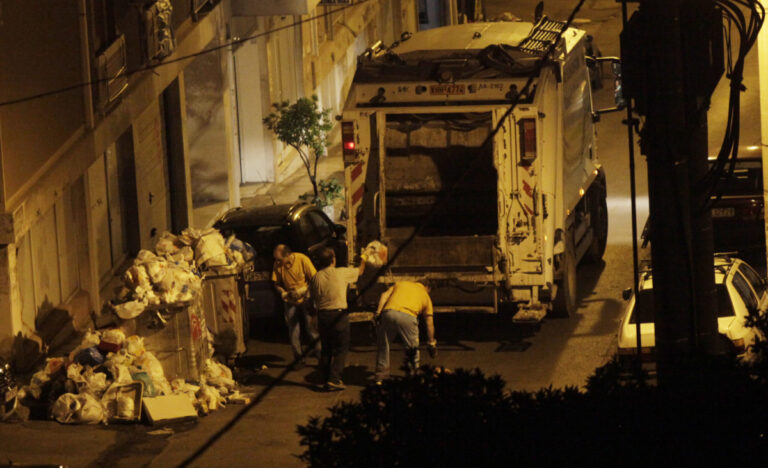 Επίθεση σε υπάλληλο καθαριότητας στην Κυψέλη: Νέο βίντεο ντοκουμέντο από τον ξυλοδαρμό – «Με χτυπούσαν και οι τρεις μαζί»