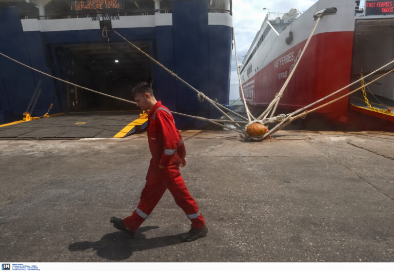 Σε ισχύ το απαγορευτικό απόπλου σε Αττική: Τροποποιήσεις και ακυρώσεις δρομολογίων – Πότε υποχωρούν οι ισχυροί άνεμοι