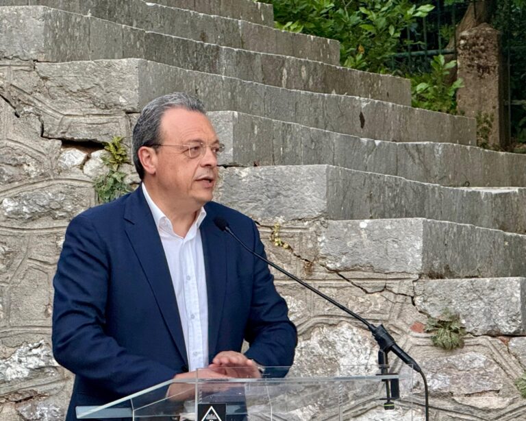 Σ. Φάμελλος: Ο Μίκης Θεοδωράκης μπόλιασε τη συνείδηση του λαού με αξιοπρέπεια και πολιτισμό