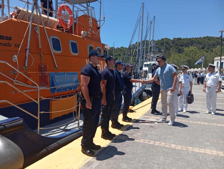 Στη Λέρο ο Β. Κικίλιας για έργα λιμένα και ενίσχυση του Λιμενικού Σώματος