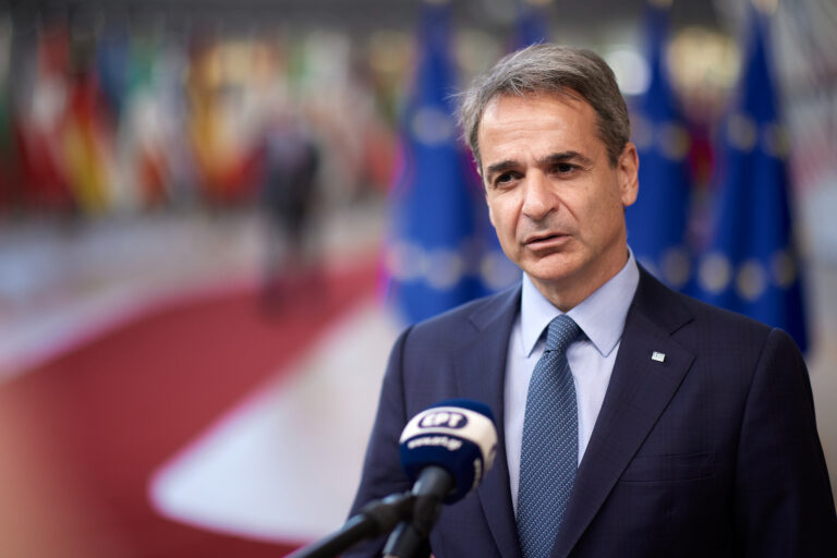 Στις Βρυξέλλες για τη Σύνοδο του Ευρωπαϊκού Συμβουλίου ο Κυριάκος Μητσοτάκης – Επί τάπητος τουρκολυβικό μνημόνιο και μεταναστευτικές ροές από τη Λιβύη 