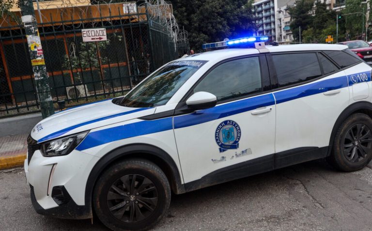 Θεσσαλονίκη: Εντοπίστηκαν και καταστράφηκαν χιλιάδες απομιμητικά προϊόντα– Δύο συλλήψεις και πρόστιμα 260.000 ευρώ