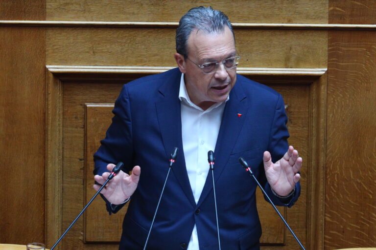 Σ. Φάμελλος: «Το καθεστώς Μητσοτάκη κάνει ό,τι μπορεί για να κρύψει την αλήθεια και τις ευθύνες για το δυστύχημα των Τεμπών»