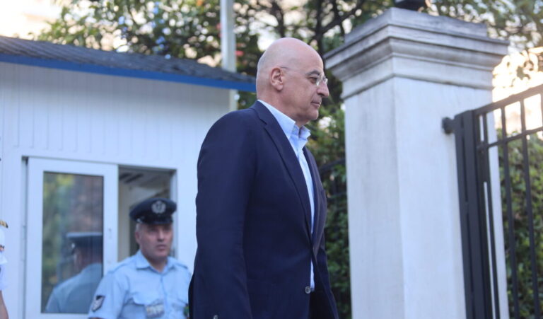 Ν. Δένδιας: Αποτροπιασμός για την επίθεση στην Ελληνορθόδοξη εκκλησία του Προφήτη Ηλία στη Δαμασκό