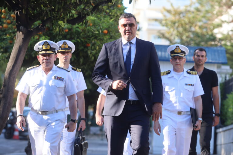 Β. Κικίλιας: «Η ασφάλεια στα λιμάνια είναι προτεραιότητα» – Οι έλεγχοι στα πλοία της ακτοπλοΐας θα εντατικοποιηθούν