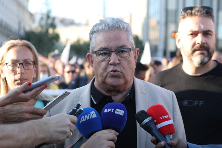 Δ. Κουτσούμπας: «Οι επιθέσεις των Αμερικάνων κατά του Ιράν, βήμα κλιμάκωσης του ιμπεριαλιστικού πολέμου σε όλο τον κόσμο»
