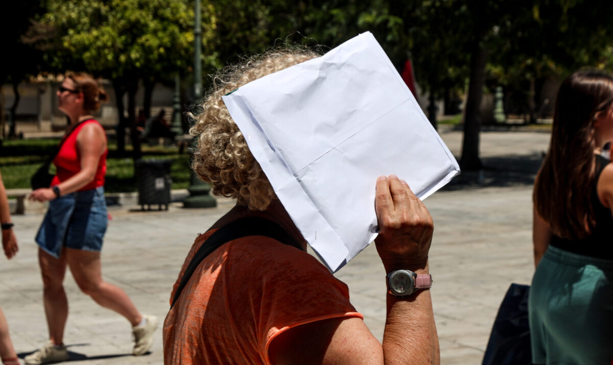 ΚΑΥΣΩΝΑΣ ΣΤΗΝ ΑΘΗΝΑ (ΓΙΑΝΝΗΣ ΠΑΝΑΓΟΠΟΥΛΟΣ/ EUROKINISSI)
