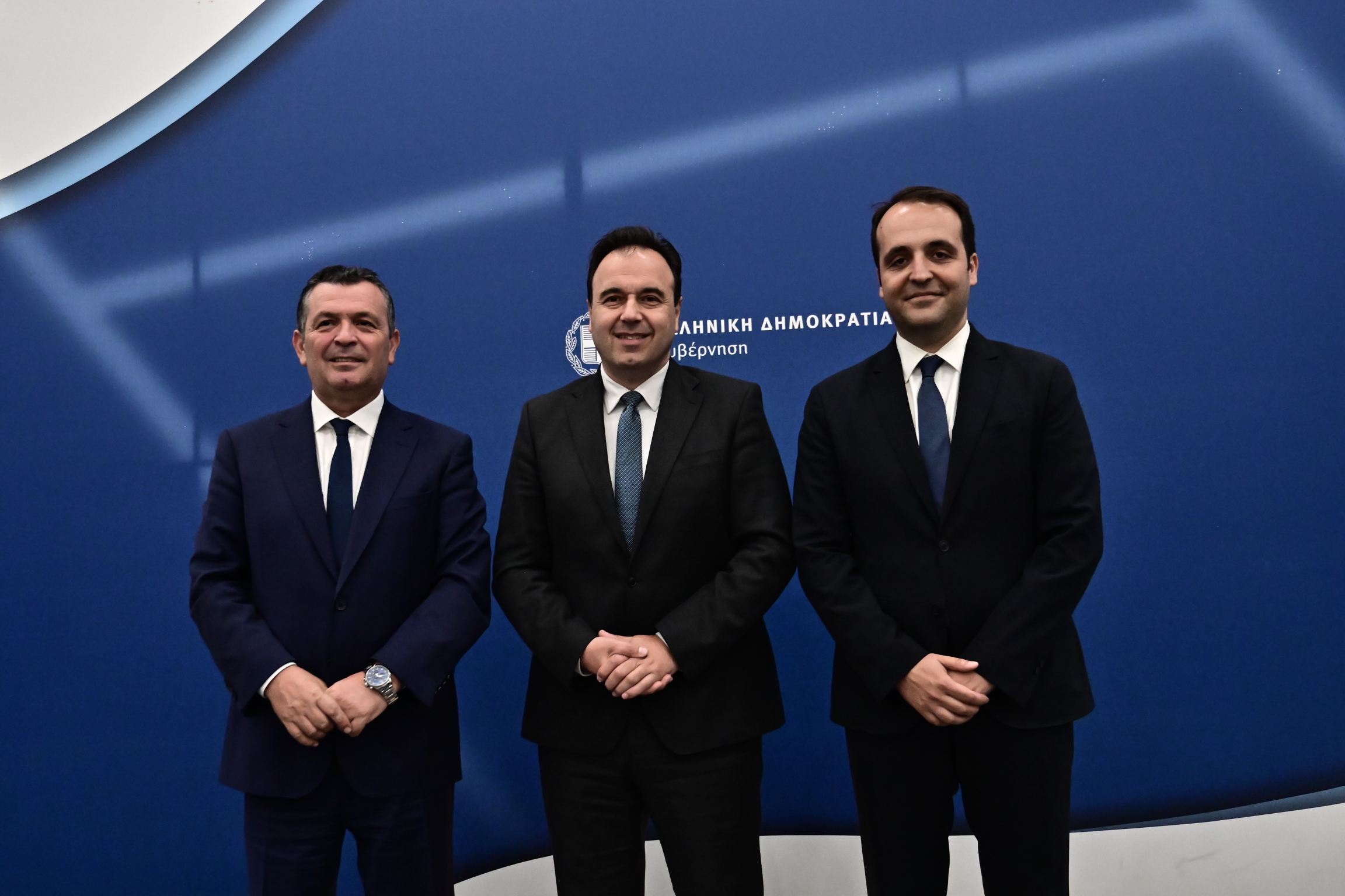 [378884] ΤΕΛΕΤΗ ΠΑΡΑΔΟΣΗΣ - ΠΑΡΑΛΑΒΗΣ ΥΦΥΠΟΥΡΓΟΥ ΨΗΦΙΑΚΗΣ ΔΙΑΚΥΒΕΡΝΗΣΗΣ   (ΚΩΣΤΑΣ ΤΖΟΥΜΑΣ/EUROKINISSI)