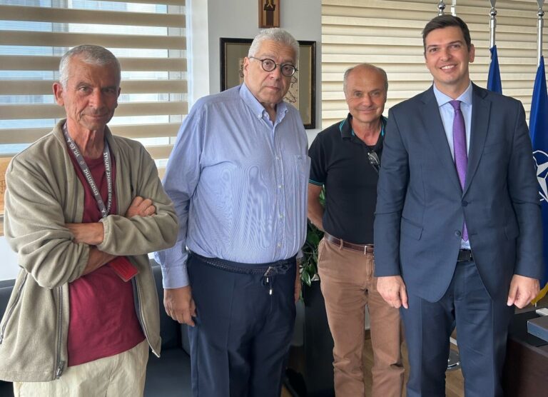 Συνάντηση Αλ. Μαρκογιαννάκη και εκπροσώπων του Συλλόγου Εργαζομένων ΥΠΕΘΑ Κρήτης με τον γ.γ. του υπουργείου