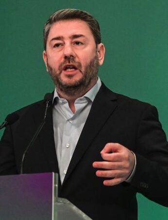 Ν. Ανδρουλάκης: «Σήμερα κατέβηκε η παράσταση “ανήξερος πρωθυπουργός” με πρωταγωνιστή τον κ. Μητσοτάκη»