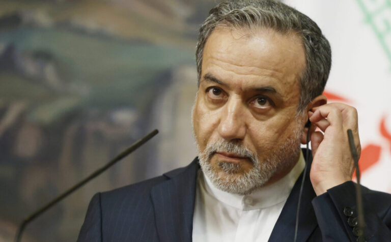 Αίγυπτος: Ο Ιρανός ΥΠΕΞ θα συναντηθεί με τον διευθυντή του ΔΟΑΕ για το πυρηνικό πρόγραμμα της Τεχεράνης