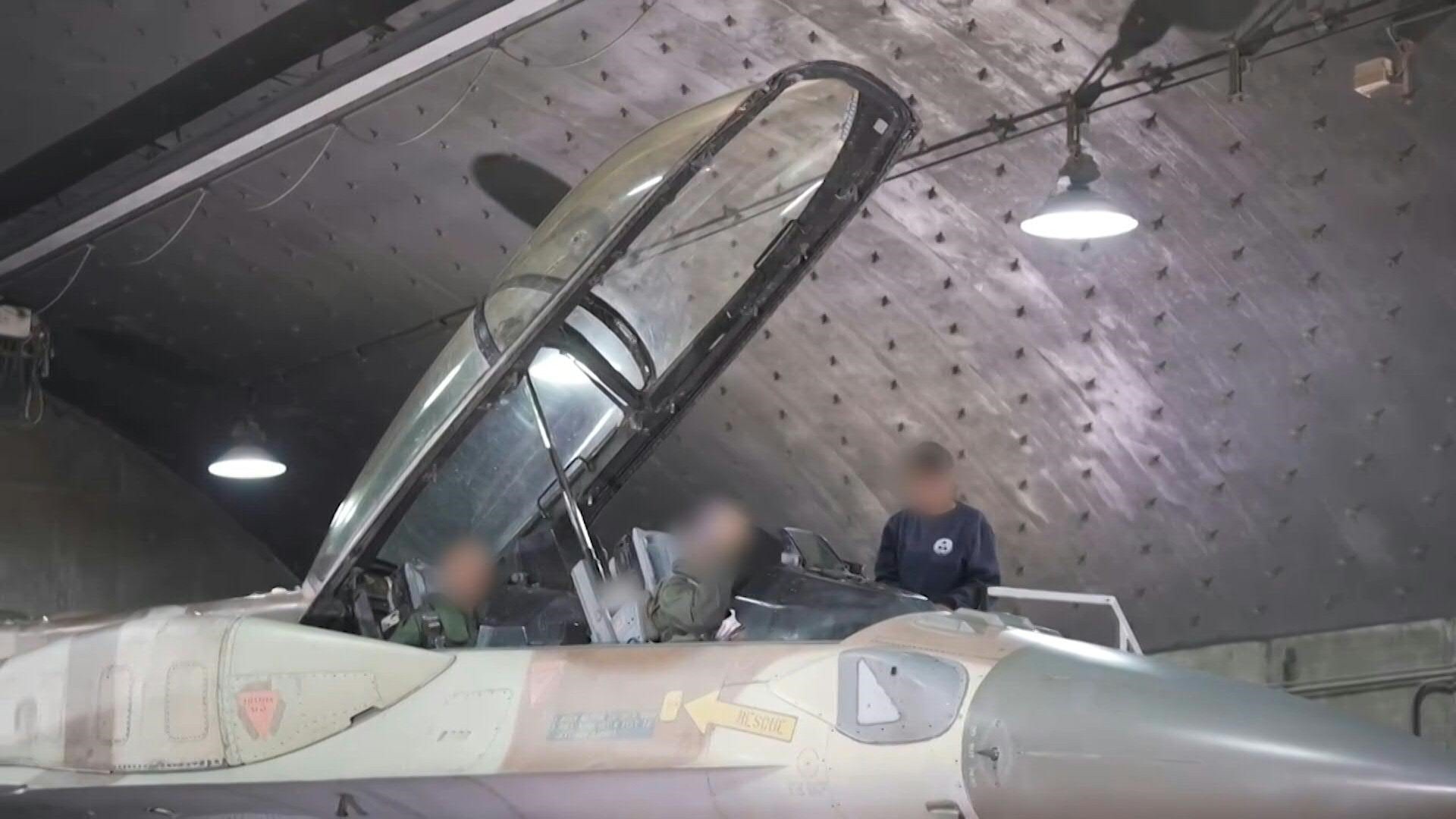 Η IAEA αναφέρει ότι δύο εγκαταστάσεις παραγωγής φυγοκεντρικών συσκευών χτυπήθηκαν στο Ιράν