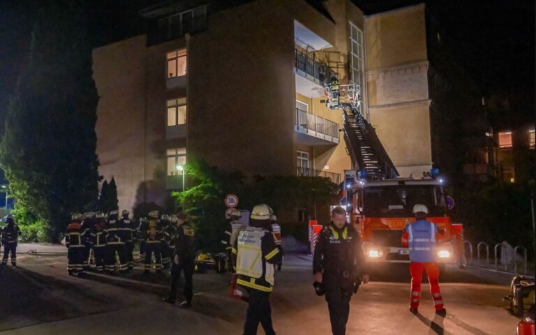 Τραγωδία σε νοσοκομείο στο Αμβούργο: Τρεις ηλικιωμένοι νεκροί και δεκάδες τραυματίες από πυρκαγιά