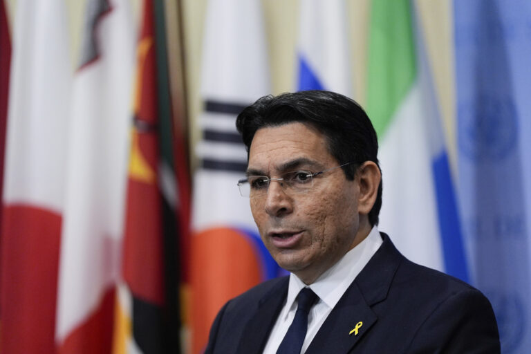 Ισραηλινός πρέσβης στον ΟΗΕ: Έχουμε τον πλήρη έλεγχο του εναέριου χώρου της Τεχεράνης