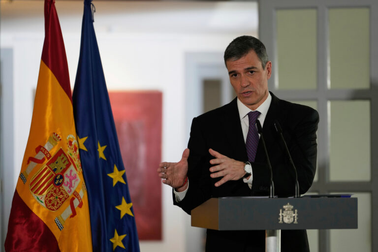Ο Σάντσεθ ζητά από το ΝΑΤΟ την απαλλαγή της Ισπανίας από την αύξηση του στόχου για αμυντικές δαπάνες στο 5%